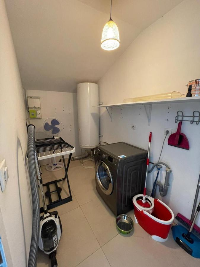 Superbe Appartement Avec 2 Chambres - 9 Personnes - Parking Prive Турнон-сюр-Рон Екстер'єр фото